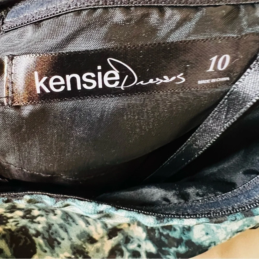 KENSIE Floral Skirt NWT